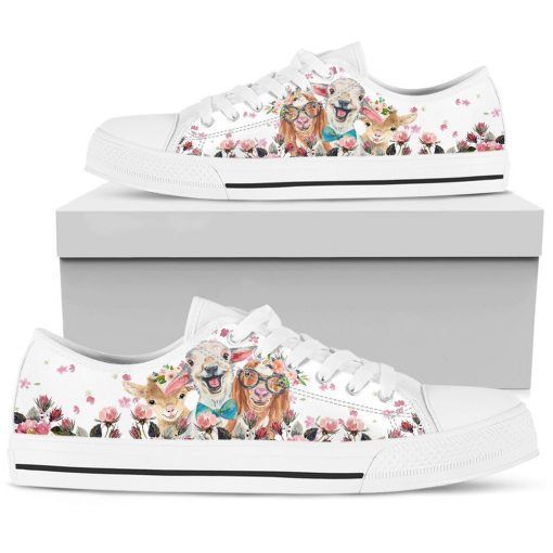 Friends On The Farm Low Top Shoes