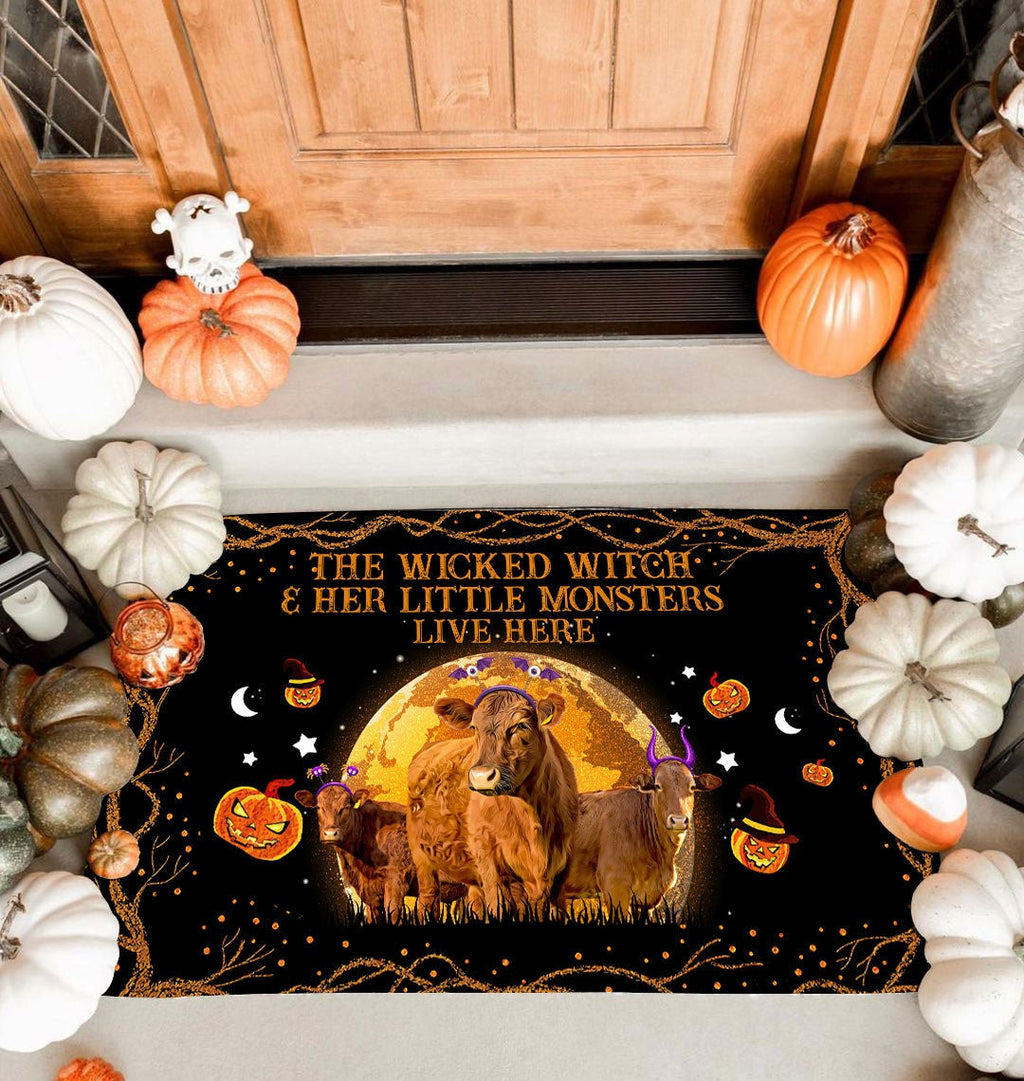 Beefmaster - The Wicked Witch And Her Little Monsters Live Here Doormat