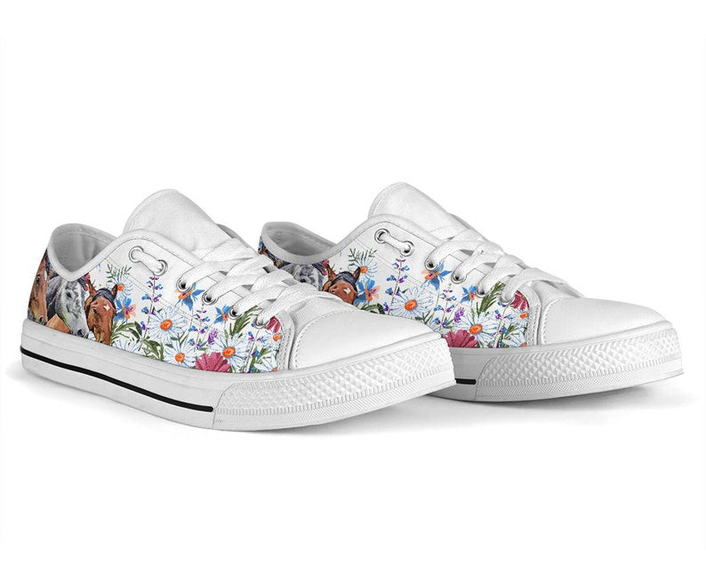 Horse and Flowers Low Top Shoes
